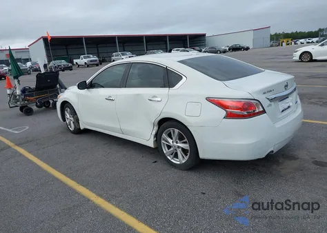 2015 Nissan Altima 2.5 Sv z USA, uszkodzony, nr VIN 1N4AL3AP7FC293448
